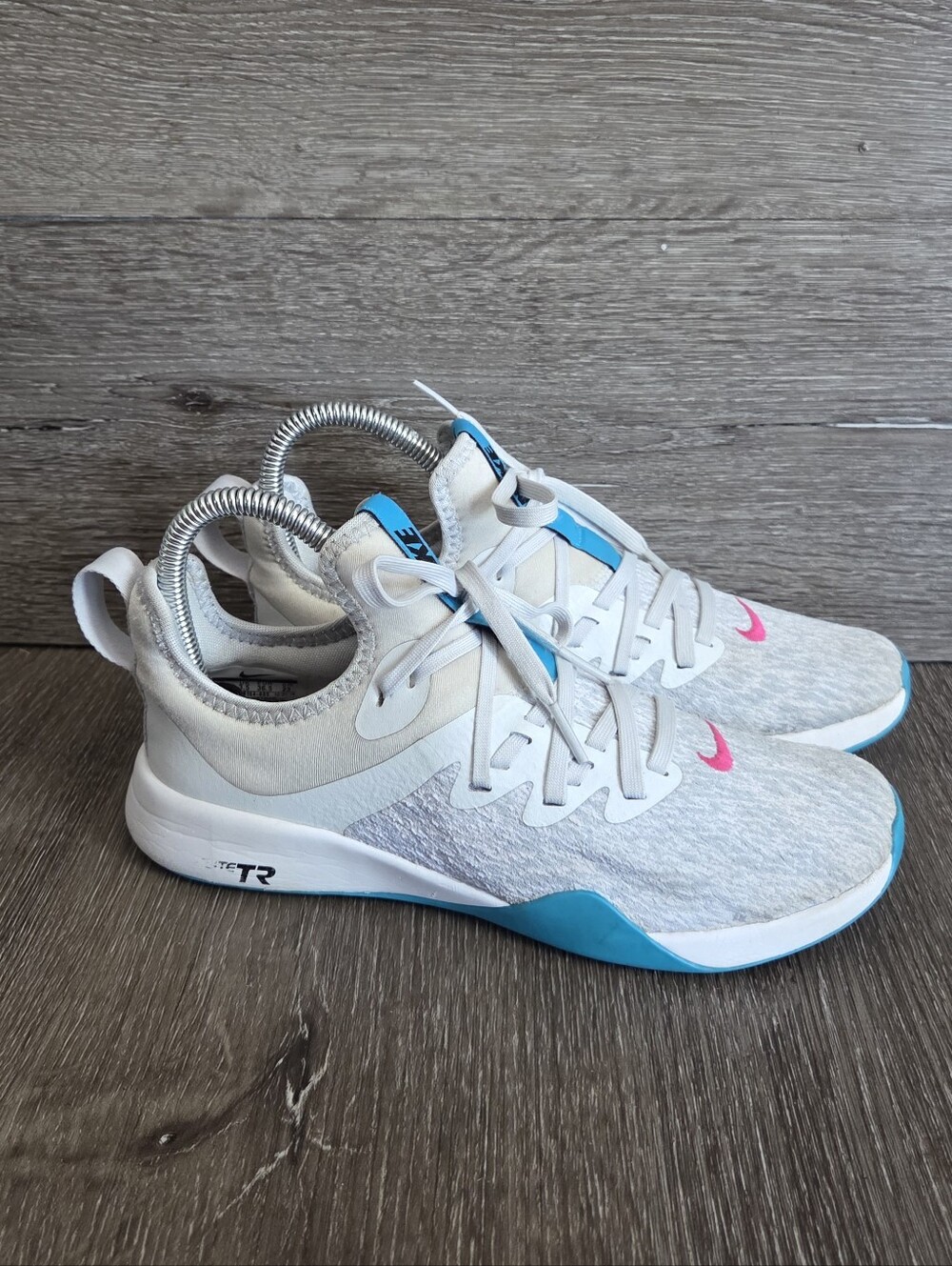 Womens Nike Foundation Elite TR Training Shoes, Size 6M